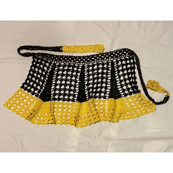 #5722 Womens Black and Yellow Crochet Half Hostess Apron - Picture 1 of 6